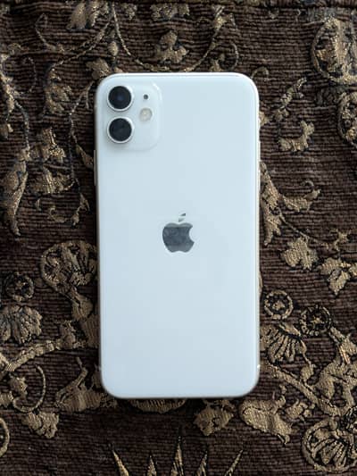 Apple iPhone 11 Factory unlocked White color.