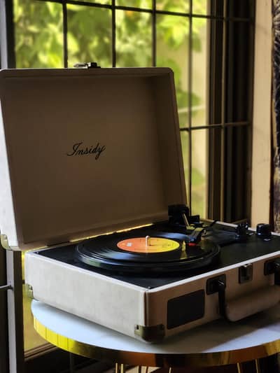 Vintage - Suitcase Record Player