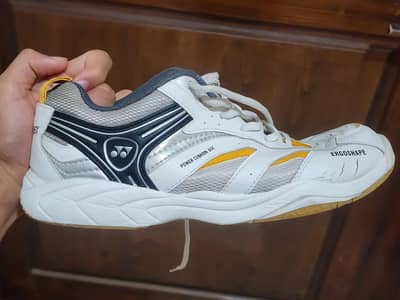 Yonex power cushion 60c original badminton shoes 41/8