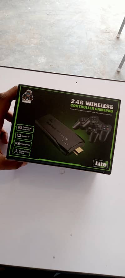  2.4G Wireless Retro Gamepad – Relive the Classic Gaming Era! 