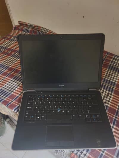 Dell latitude E7440