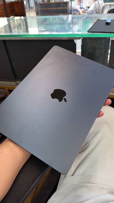Macbook air M5