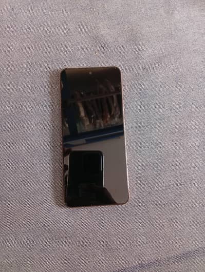 Vivo Y28