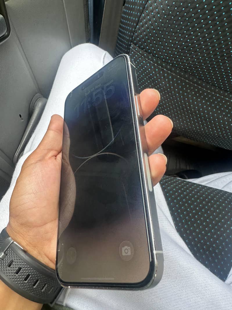 iPhone 14 pro max 6