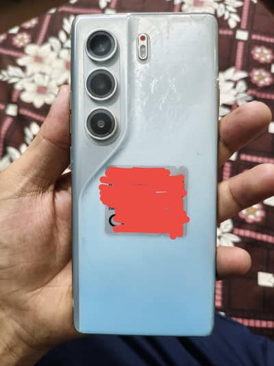 Tecno camon 40 pro