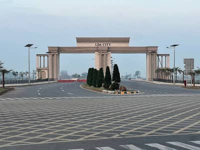 5 Marla Corner Plot For Sale In LDA City Lahore Ideal For Investment & Home