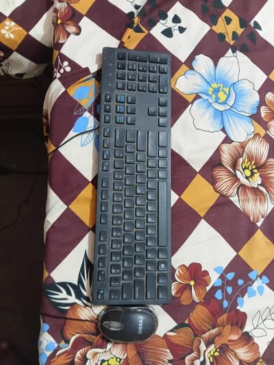 A coputer in very good condition