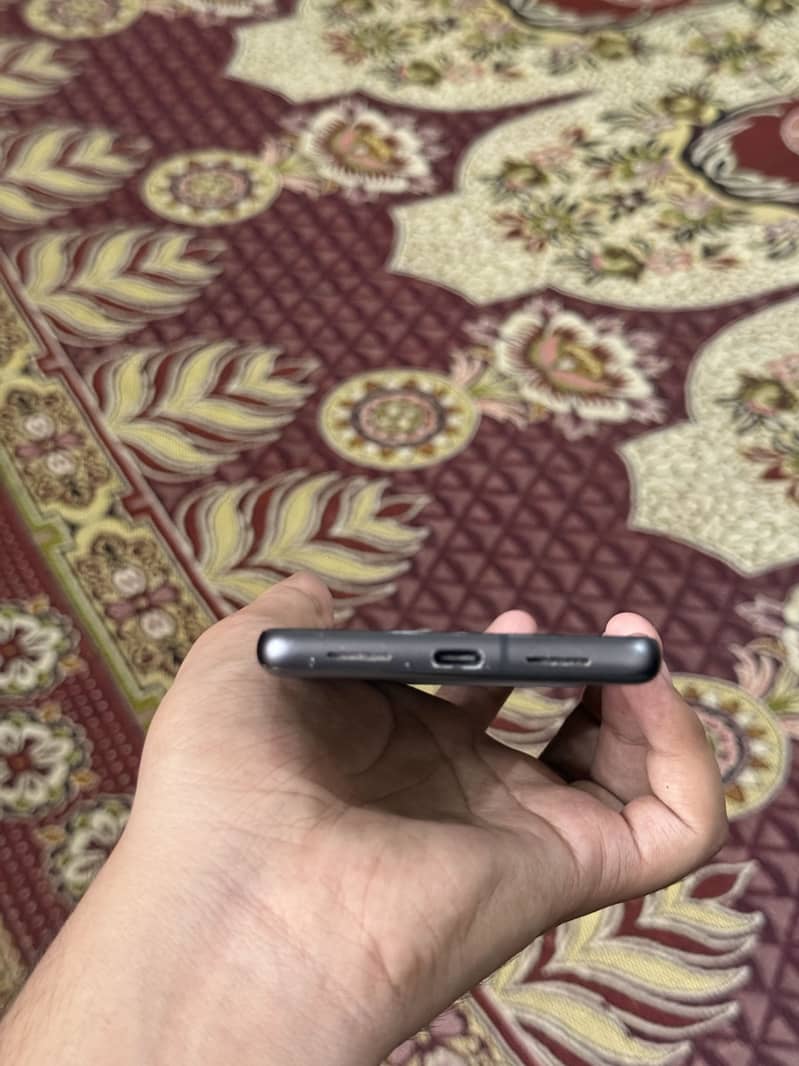 Google Pixel 7 5