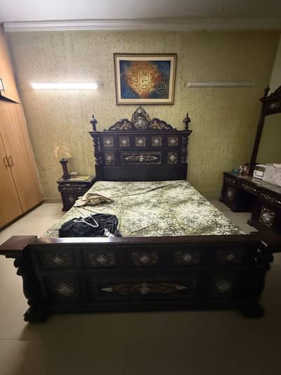 Solid Bed set