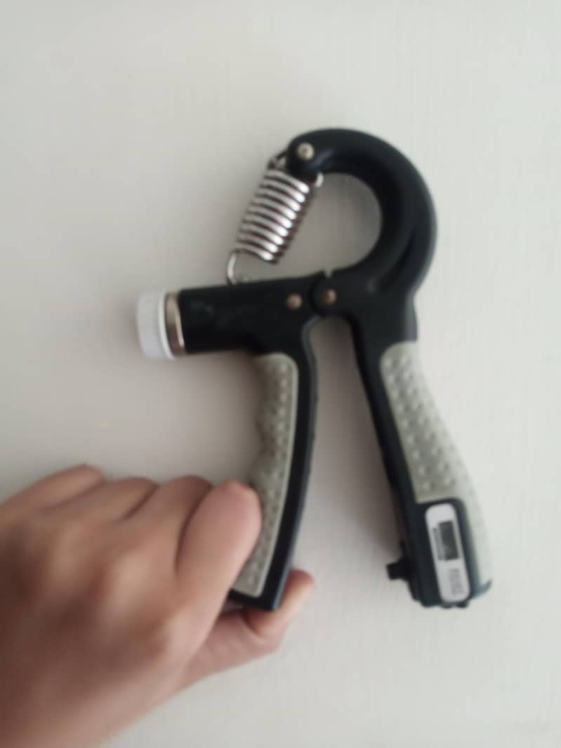 hand gripper 0