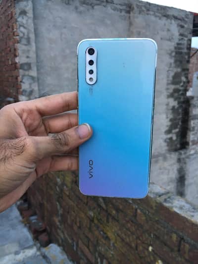 Vivo S1