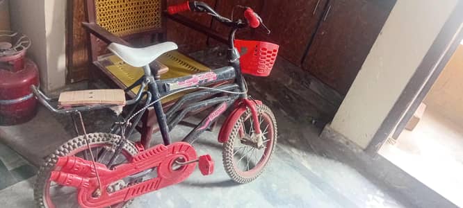 children bicycle for sale contact 03020707375