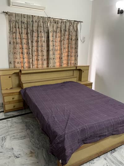 Queen Size Bed