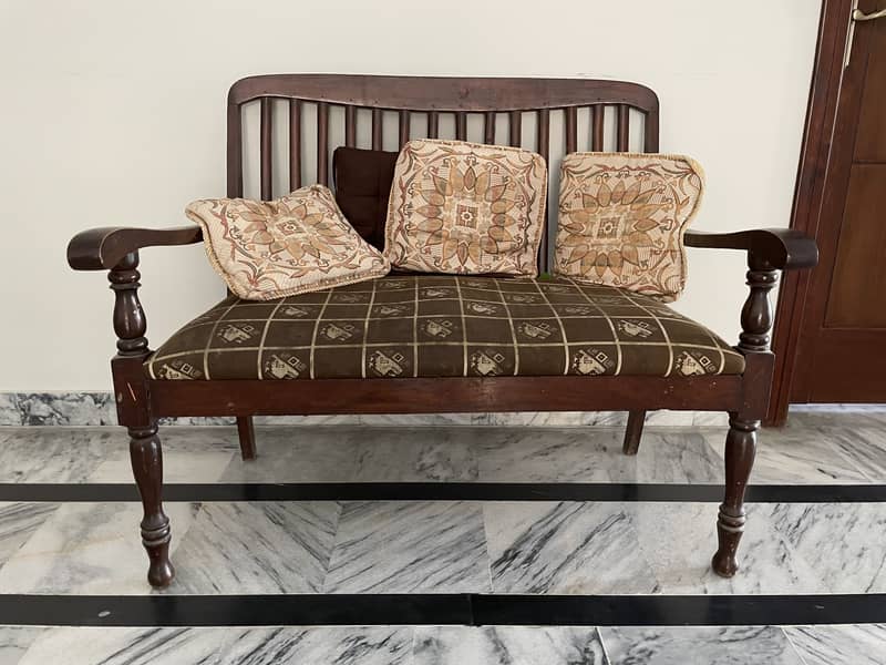 Queen Size Bed 3
