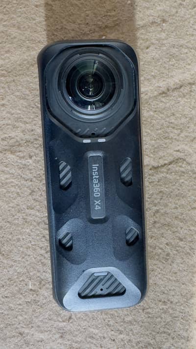 Insta360 X4 8K 360° Camera + 256GB SD Card