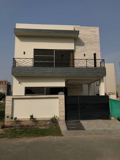 Ideally Located Owner Built 5 Marla Beautiful House Ideal For Rental Income