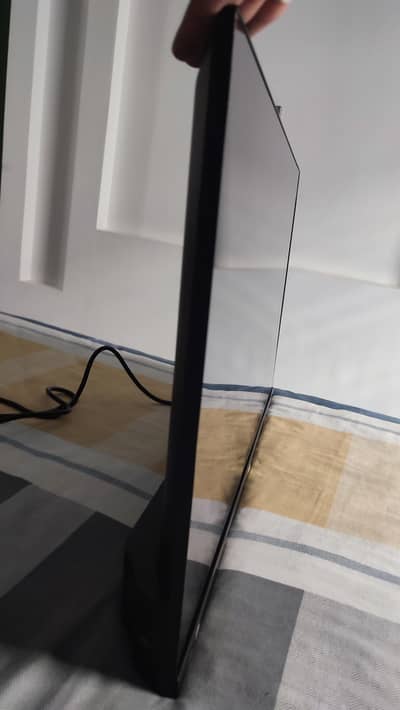 PEL LCD TV