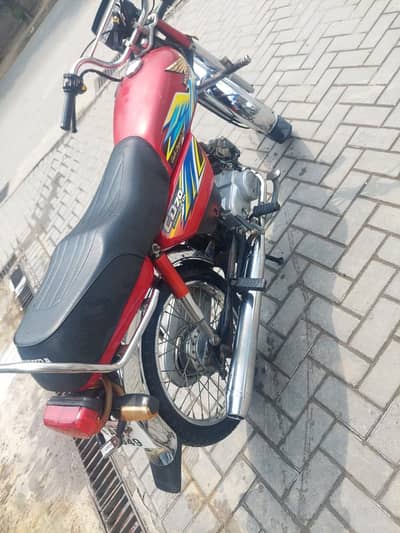 Honda CD 70 2021 Model - All Genuine - Lahore Registered