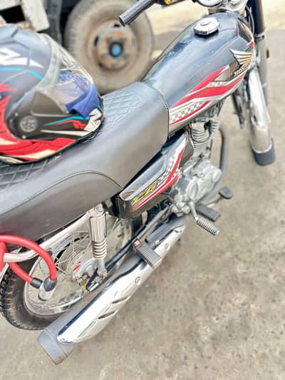 Honda 125 24model