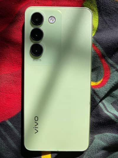 Vivo Y100
