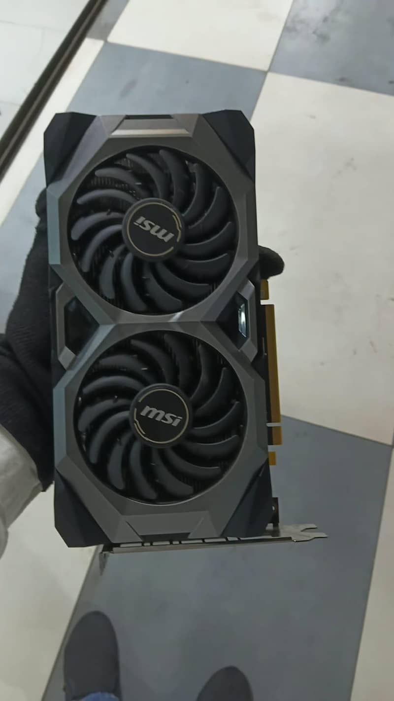 5600xt 1
