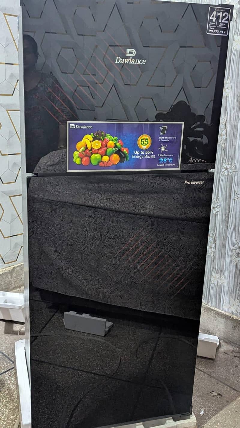Refrigerator 0