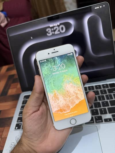 Apple iPhone 7