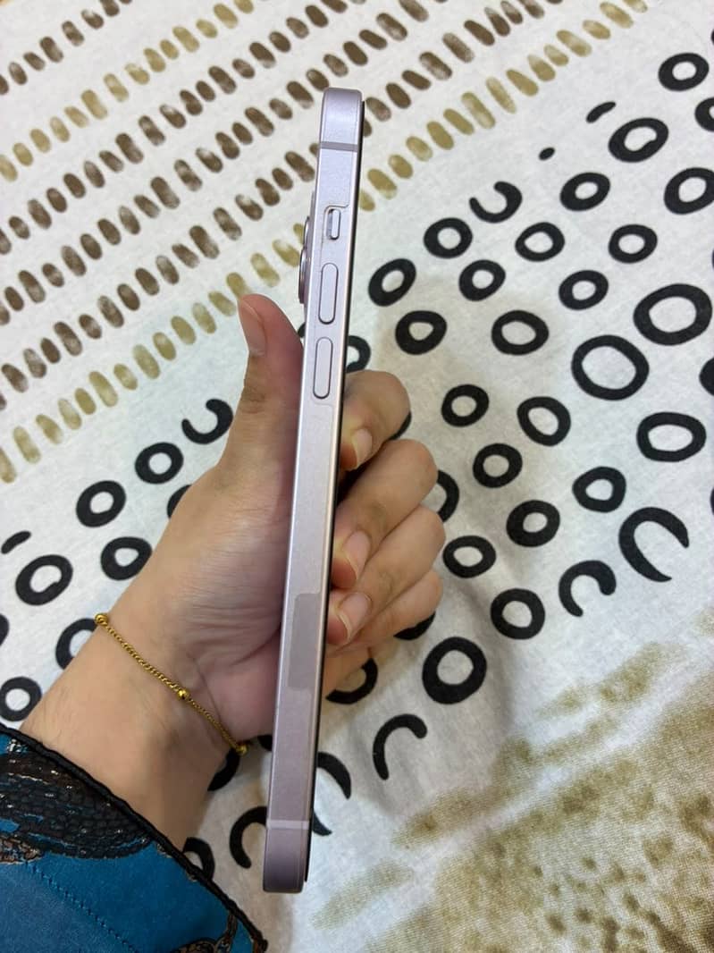 Apple iPhone 14 plus 6