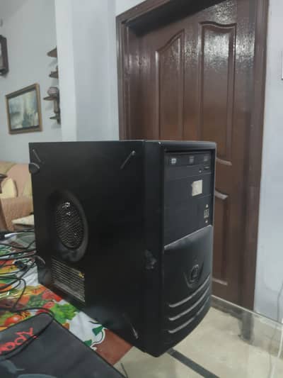i7 4790, 16gb ram