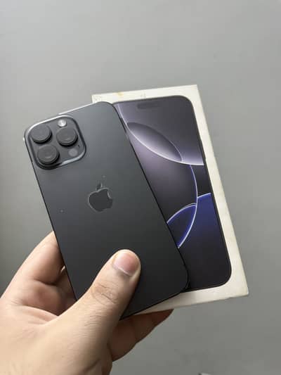 Apple iPhone 16 Pro Max