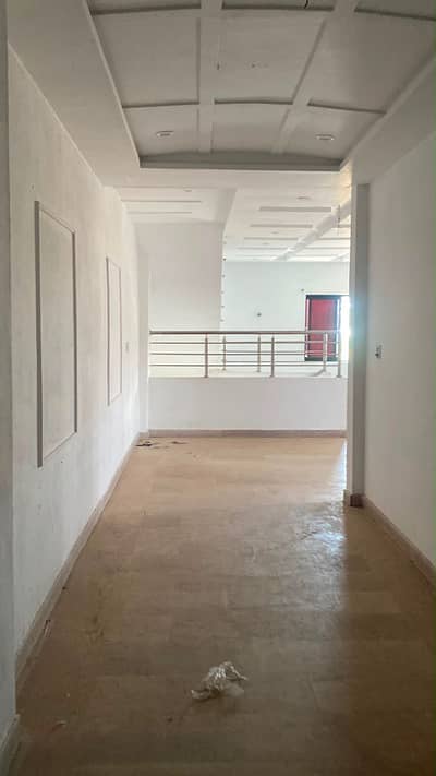 6 marla upper portion in shalimar colony