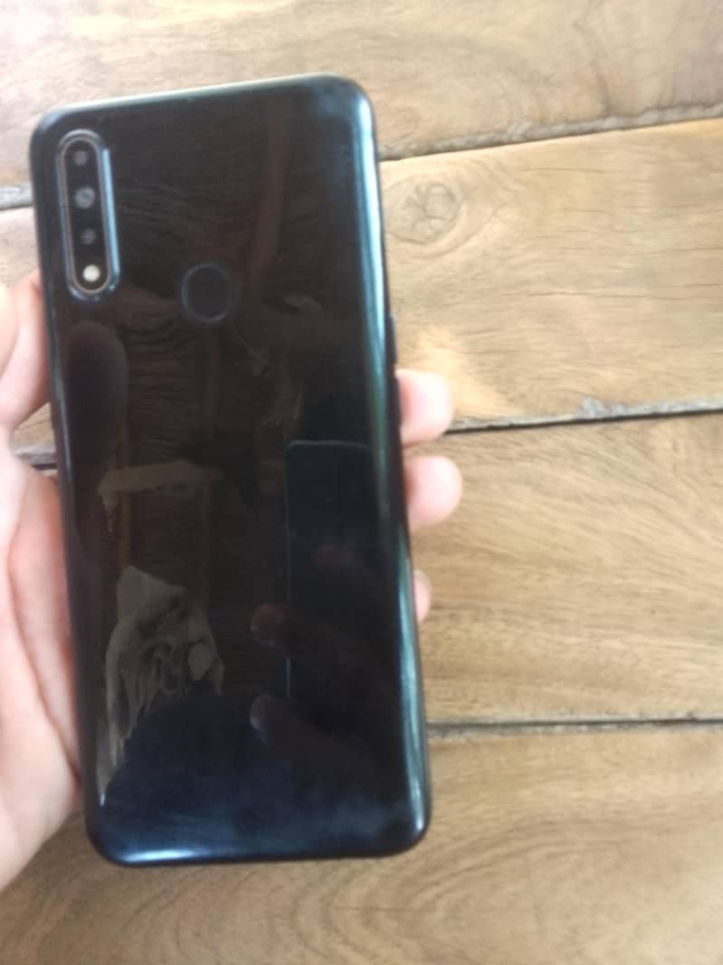 OPPO A31 2