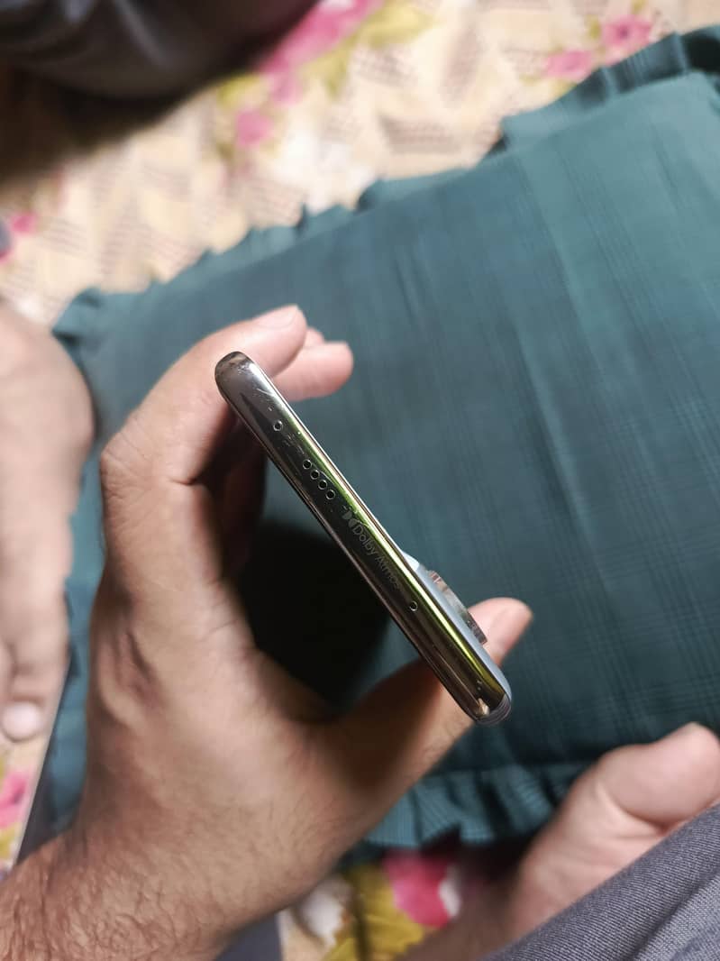 Tecno CAMON 40 Pro 5