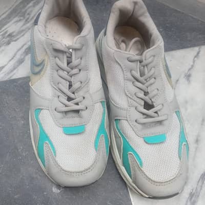 Casual Stylish Sports Sneakers