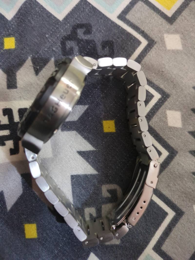 watch 1
