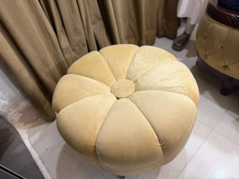 Sofa chairs 3