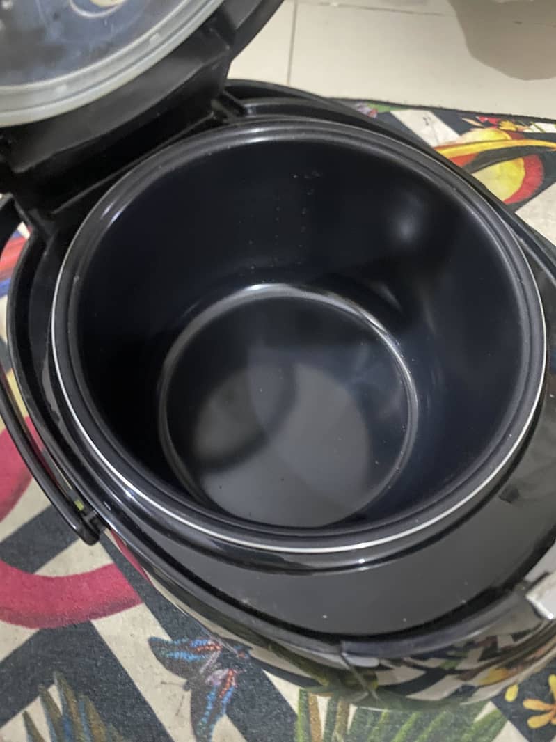 khind Multi Cooker 2