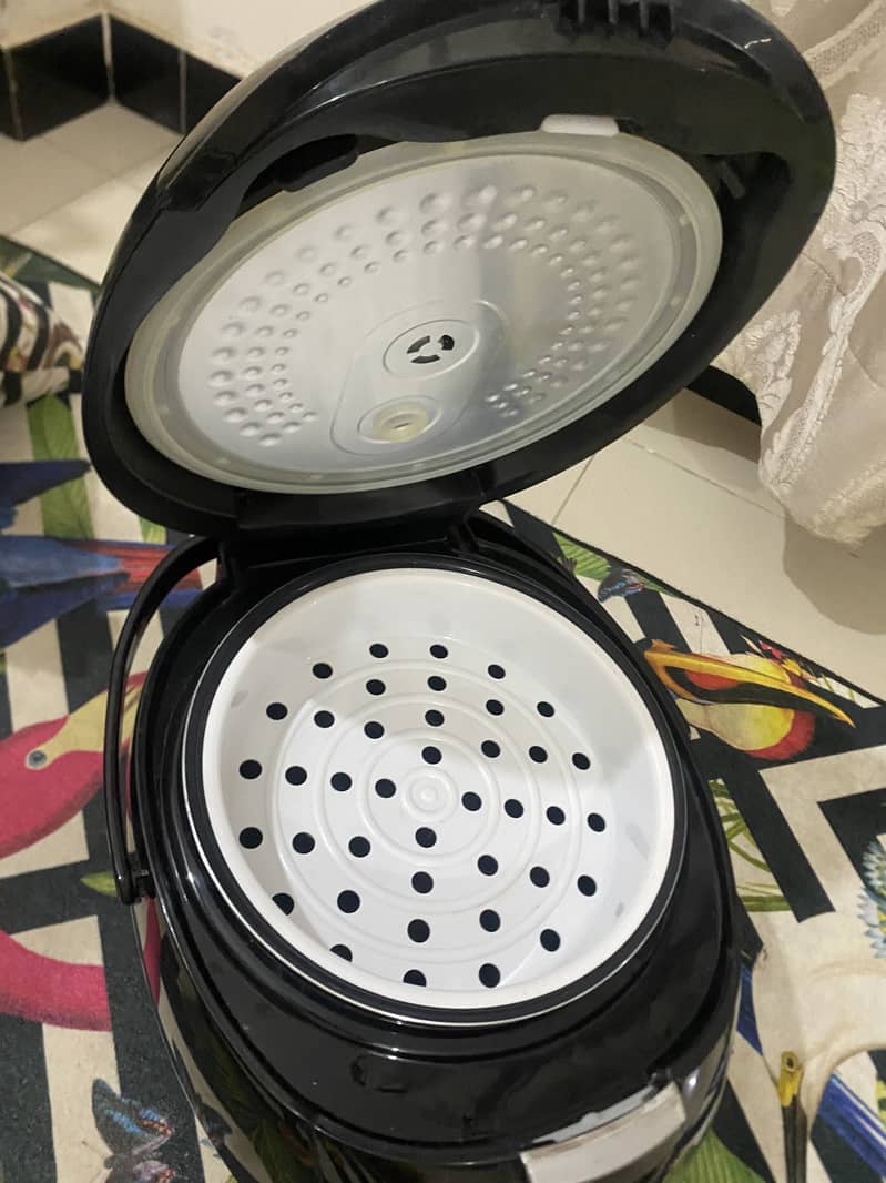 khind Multi Cooker 5