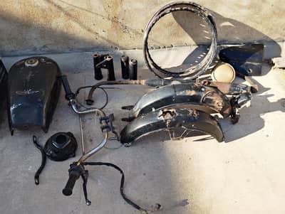 CD 70 Bike parts