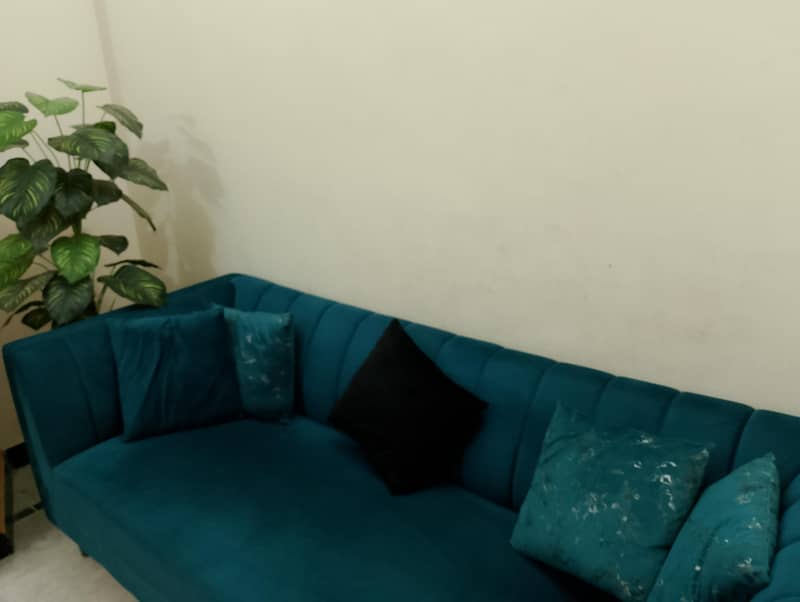 3+2 sofa 2