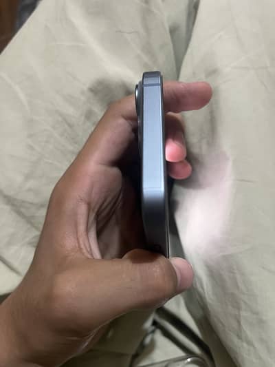 Apple iPhone 14