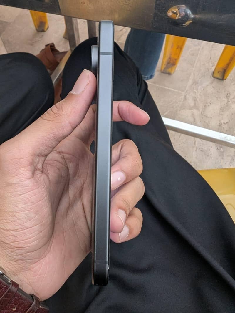Google Pixel 9 7