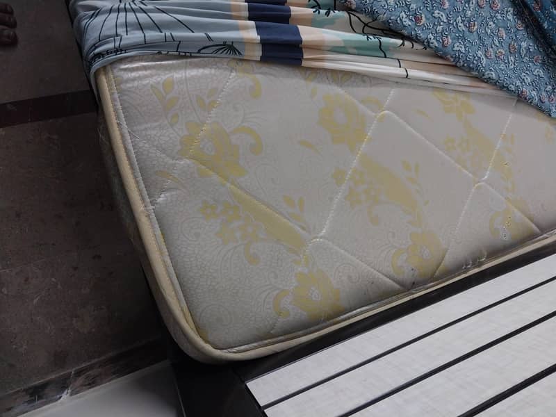 2 single bed 4