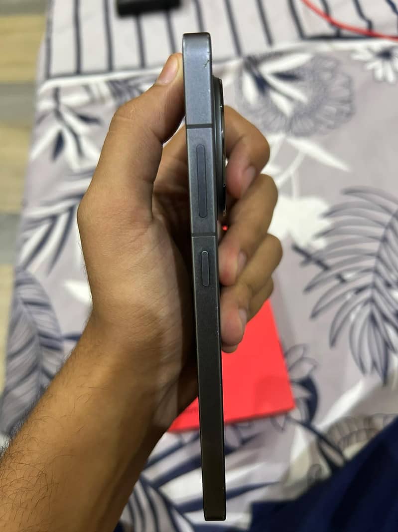 One Plus 13R 3