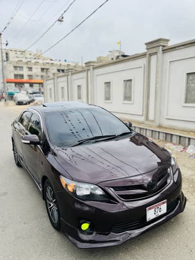 Toyota Corolla Altis Sr 1.6 model 2012