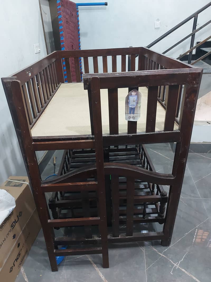Swing(Ghula) & kids bed. 4