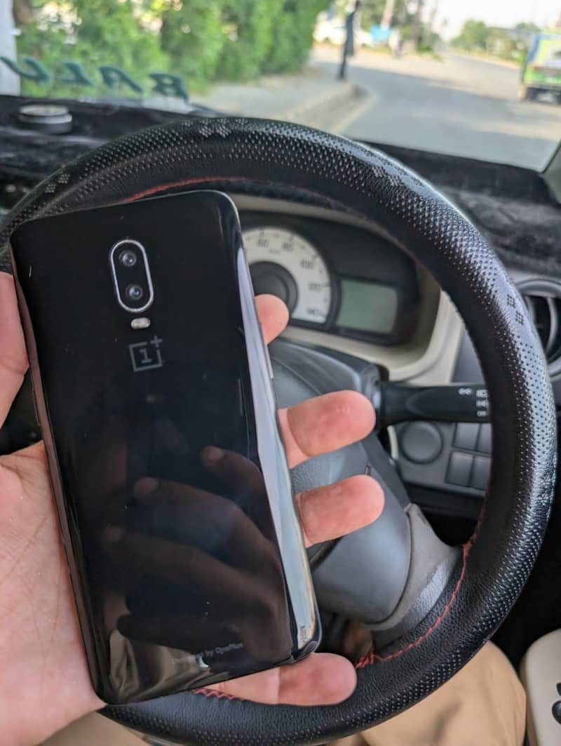One Plus 6T 2