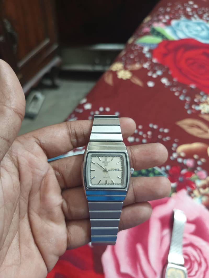 Seiko 5 4