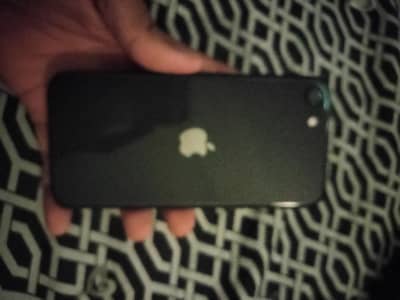Apple iPhone SE