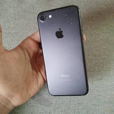 Apple iPhone 7
